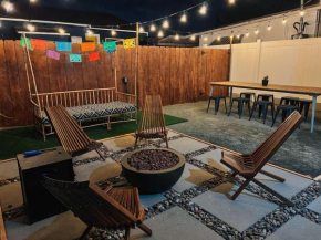 * Bueno Bueno Casita * / 7 min to Downtown / 4 Bdr